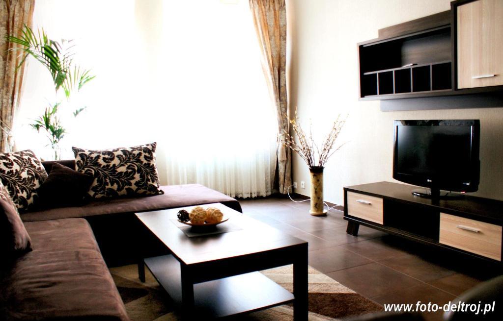Apart-Lux Aparthotel Bytom Bagian luar foto