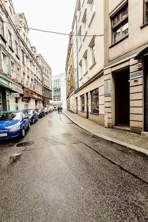 Apart-Lux Aparthotel Bytom Bagian luar foto
