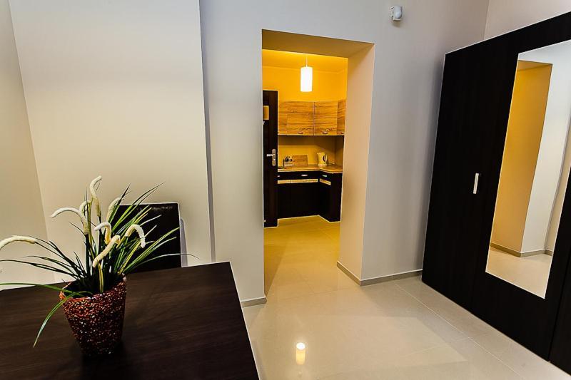 Apart-Lux Aparthotel Bytom Bagian luar foto