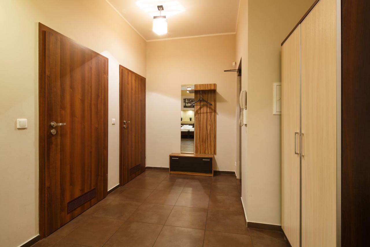 Apart-Lux Aparthotel Bytom Bagian luar foto