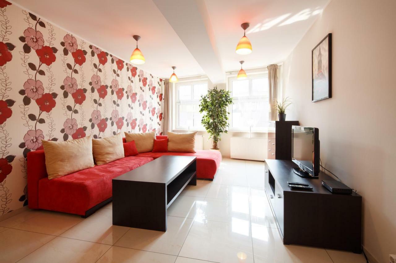 Apart-Lux Aparthotel Bytom Bagian luar foto