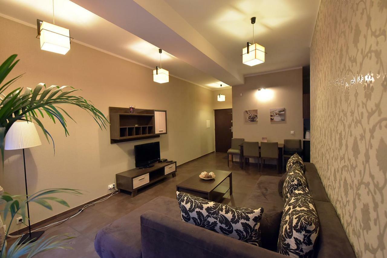 Apart-Lux Aparthotel Bytom Bagian luar foto